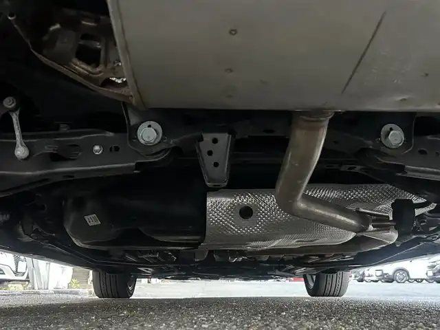 トヨタ プリウス ＰＨＶ S GRスポーツ 静岡県 2021(令3)年 2万km アティチュードブラックマイカ TRDエアロ/トヨタセーフティーセンス/・プリクラッシュセーフティ/・レーントレーシングアシスト/・アダプティブハイビームシステム〈AHS〉/・オートマチックハイビーム〈AHB〉/・レーダークルーズコントロール/純正8インチディスプレイオーディオ/FM/AM/Bluetooth/USB/フルセグTV/レーダークルーズコントロール/ビルトインETC2.0/ハーフレザーシート/前席シートヒーター/バックカメラ/オートライト/フォグランプ/純正フロアマット