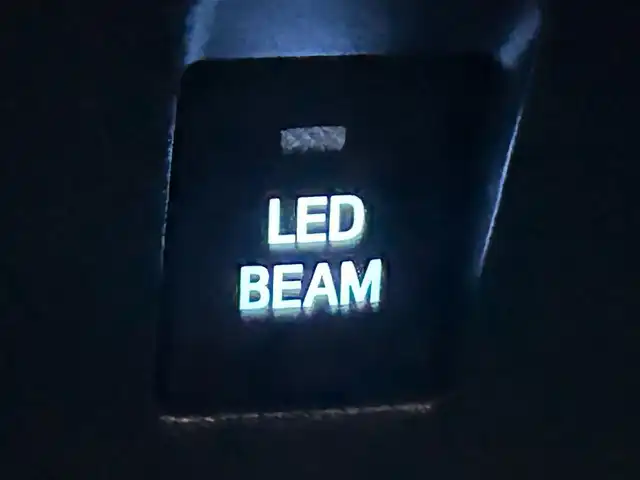 トヨタ プリウス ＰＨＶ S GRスポーツ 静岡県 2021(令3)年 2万km アティチュードブラックマイカ TRDエアロ/トヨタセーフティーセンス/・プリクラッシュセーフティ/・レーントレーシングアシスト/・アダプティブハイビームシステム〈AHS〉/・オートマチックハイビーム〈AHB〉/・レーダークルーズコントロール/純正8インチディスプレイオーディオ/FM/AM/Bluetooth/USB/フルセグTV/レーダークルーズコントロール/ビルトインETC2.0/ハーフレザーシート/前席シートヒーター/バックカメラ/オートライト/フォグランプ/純正フロアマット