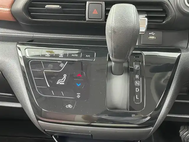 日産 デイズ ボレロ 大分県 2019(令1)年 1.6万km スパークリングレッドM 純正９型ナビ（フルセグＴＶ）　/アラウンドビューモニター　/ＥＴＣ　/ドラレコ　/コーナーセンサー　/エマージェンシーブレーキ　/レーンキープ　/アイドリングストップ　/セーフティシールドスイッチ　/純正１４インチＡＷ