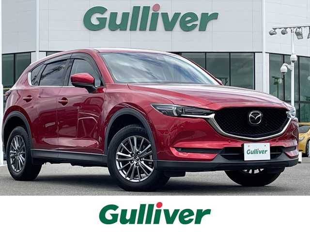 マツダ ＣＸ－５ XD 佐賀県 2017(平29)年 5.5万km ソウルレッドクリスタルM 純正メーカーオプションナビ/・AM/FM/BT/CD/DVD/フルセグ/・バックカメラ/・サイドビューカメラ/パワーバックドア/黒本革シート/・シートヒーター「全席」/・パワーシート「運転席/助手席」/電動パーキングブレーキ/・オートホールド機能/ヘッドアップディスプレイ/フロアMTモード付/LEDヘッドライト/・オートマチックハイビーム/メーカーOP防眩サイドミラー/ビルトインETC/前方ドライブレコーダー/USB入力端子/スマートキー/フォグランプ/純正17インチアルミホイール/純正フロアマット/純正ドアバイザー/スペアキー1本/i-ACTIVSENSE/・アドバンスト・スマートシティブレーキサポート（SCBS）/・スマート・ブレーキ・サポート（SBS）/・AT誤発進抑制制御（前進・後退時）/・リア・クロス・トラフィック・アラート（RCTA）/・レーン・キープ・アシスト・システム（LAS）/・車線逸脱警報システム（LDWS）/・ドライバー・アテンション・アラート（DAA）/・MRCC（マツダ・レーダー・クルーズ・コントロール）