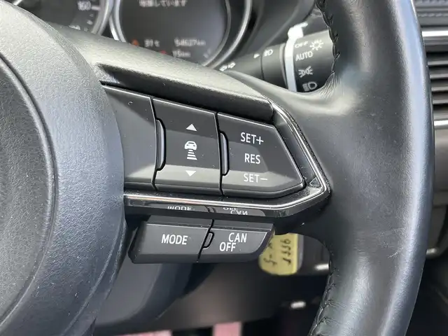 マツダ ＣＸ－５ XD 佐賀県 2017(平29)年 5.5万km ソウルレッドクリスタルM 純正メーカーオプションナビ/・AM/FM/BT/CD/DVD/フルセグ/・バックカメラ/・サイドビューカメラ/パワーバックドア/黒本革シート/・シートヒーター「全席」/・パワーシート「運転席/助手席」/電動パーキングブレーキ/・オートホールド機能/ヘッドアップディスプレイ/フロアMTモード付/LEDヘッドライト/・オートマチックハイビーム/メーカーOP防眩サイドミラー/ビルトインETC/前方ドライブレコーダー/USB入力端子/スマートキー/フォグランプ/純正17インチアルミホイール/純正フロアマット/純正ドアバイザー/スペアキー1本/i-ACTIVSENSE/・アドバンスト・スマートシティブレーキサポート（SCBS）/・スマート・ブレーキ・サポート（SBS）/・AT誤発進抑制制御（前進・後退時）/・リア・クロス・トラフィック・アラート（RCTA）/・レーン・キープ・アシスト・システム（LAS）/・車線逸脱警報システム（LDWS）/・ドライバー・アテンション・アラート（DAA）/・MRCC（マツダ・レーダー・クルーズ・コントロール）