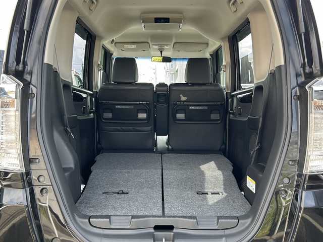 ホンダ Ｎ ＢＯＸ カスタム G ターボ Lパッケージ 石川県 2015(平27)年 8.1万km スマートブラック 4WD / ターボ/純正8インチナビゲーション/（型番：VXM-155VFEi）/【CD/DVD/SD/BT/TV】/バックカメラ/フリップダウンモニター/クルーズコントロール/本革巻ステアリング/パドルシフト/ステアリングスイッチ/両側パワースライドドア/前席シートヒーター/シートバックテーブル/リアドアサンシェード/リアドアイージークローザー/ドアバイザー/オートリトラミラー/HIDオートライト/VSA（ABS＋TCS＋横すべり抑制）/プッシュスタート/アイドリングストップ