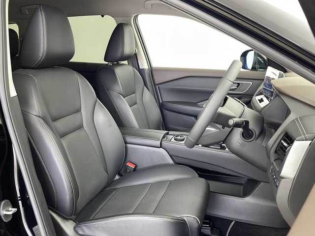 日産 エクストレイル G e－4ORCE 鹿児島県 2024(令6)年 0.4万km ダイヤモンドブラック 純正メーカーナビ/（BT/フルセグTV）/ワンオーナー/プロパイロット/アラウンドビューモニター/オートパーク機能/ヘッドアップディスプレイ/デジタルインナーミラー/ワイヤレス充電/パワーテールゲート/ドライブレコーダー(前後)/ブラインドスポットモニター/カプロンシート/シートヒーター/純正フロアマット
