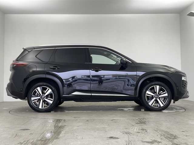 日産 エクストレイル G e－4ORCE 鹿児島県 2024(令6)年 0.4万km ダイヤモンドブラック 純正メーカーナビ/（BT/フルセグTV）/ワンオーナー/プロパイロット/アラウンドビューモニター/オートパーク機能/ヘッドアップディスプレイ/デジタルインナーミラー/ワイヤレス充電/パワーテールゲート/ドライブレコーダー(前後)/ブラインドスポットモニター/カプロンシート/シートヒーター/純正フロアマット