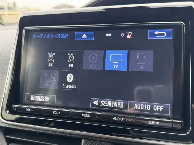 トヨタ ノア Si 千葉県 2017(平29)年 4.4万km ブラック トヨタセーフティセンス/衝突軽減ブレーキ/レーンキープアシスト/オートハイビーム/純正9型SDナビ/フルセグTV/Bluetooth/バックカメラ/フリップダウンモニター/両側電動スライドドア/LEDヘッドライト/MTモード付AT/純正フロアマット/純正16インチAW/スペアキー/スマートキー/保証書・取説