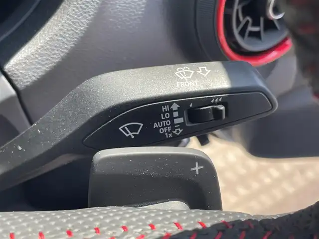 アウディ Ｓ３ セダン 青森県 2020(令2)年 7.3万km グレイシアホワイトメタリック /ワンオーナー/4WD/ターボ/黒/赤革シート/前席パワーシート /ヒーター/ミラーヒーター/電格調整ミラー/ウインカーミラー /シーケンシャルウインカー/純正HDDナビ/　(フルセグTV/DVD/AUX/wifi/Bt)/バックカメラ/衝突軽減ブレーキ/ACC/前後バンパーソナー/前後純正ドライブレコーダー/バーチャルコックピット/パドルシフト/オーディオ・ステアスイッチ/革巻きステア/ノブ/オートライトLED/オートワイパー/社外レーダー探知機/ETC2.0/リア5面スモークフィルム/プッシュスタートシステム/アイドリングストップ/横滑り防止機能/純正フロアマット/W/サイド/カーテン/ニーエアバッグ/ABS/スマートキー/保証書