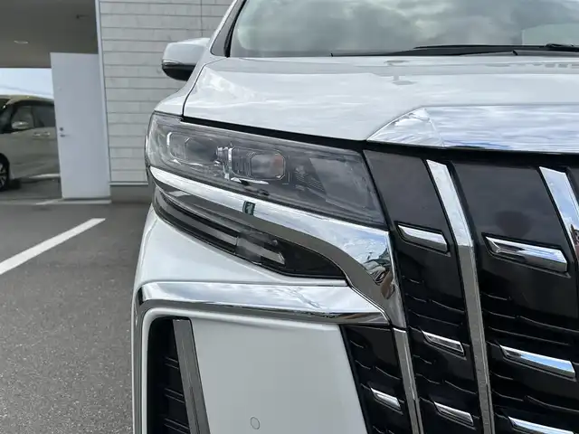 トヨタ アルファード S Cパッケージ 福岡県 2019(令1)年 5.3万km ホワイトパールクリスタルシャイン 純正10型メモリナビ(フルセグTV/CD/DVD/BT)バックモニター後席モニター二眼LEDヘッドライトトヨタセーフティーコーナーセンサー電動リアゲート両側パワスラレーダークルコンドラレコETCシートヒーターエアシート純正フロアマット純正18インチアルミホイールプッシュスタートスマートキー