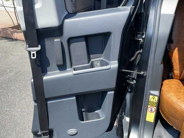 トヨタ ＦＪクルーザー 青森県 2012(平24)年 10.2万km 黒 4WD/マッドブラックオールペイント/アルパインディスプレイオーディオ/BFグッドリッチオールテレーン/2インチリフトアップ/社外ヘッドライト/社外シートカバー/前後ドライブレコーダー/ピラー加工スピーカー取り付け/ビルトインETC/キーレスキー/フォグランプ