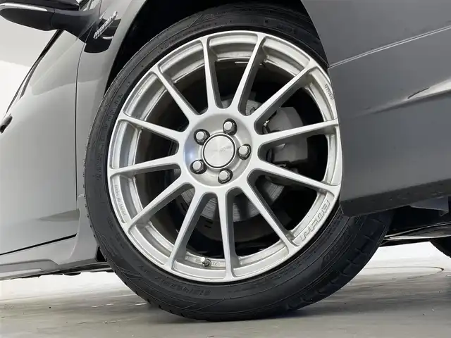 トヨタ プリウス Sツーリングセレクション 群馬県 2020(令2)年 4.2万km アティチュードブラックマイカ ナビレディセット/・バックカメラ/・ステアリングスイッチ(音声認識/ハンズフリー通話)/＝＝＝＝＝/モデリスタエアロ(フロント/サイド/リアアンダー)/ALPINE9インチナビ/・AM/FM/CD/DVD/SD/USB/Bluetooth/フルセグTV/トヨタセーフティセンス/・プリクラッシュセーフティシステム/・レーンディパーチャーアラート/・オートマチックハイビーム/・レーダークルーズコントロール(全車速追従機能付)/合成皮革シート/前席快適温熱シート/前方ドライブレコーダー(DRV-353C)/ENKEI 17インチアルミホイール