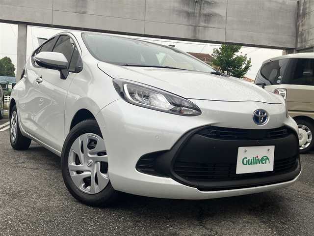 トヨタ アクア X 愛知県 2024(令6)年 0.7万km プラチナホワイトパールマイカ トヨタセーフティーセンス/ディスプレイオーディオ/Bluetoothオーディオ/Miracast/全方位モニター/スマートキー/プッシュスタート/ビルトイン2.0ETC/レーダークルーズコントロール/アドバンスパーキングアシスト/ステアリングスイッチ/前後2カメラドライブレコーダー/LEDヘッドライト/オートライト/オートマチックハイビーム
