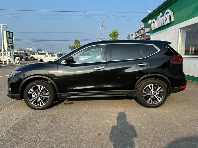 日産 エクストレイル 20Xi 徳島県 2020(令2)年 1.8万km ダイヤモンドブラック 純正9型ナビ　MM320D-L/　AM/FM/BT/iPod/SD/フルセグ/                      USB/DISC/Music Stocker/バックカメラ/全方位カメラ/ドライブレコーダーDH5-D/ビルトインETC/追従式クルーズコントロール/デジタルインナーミラー/パワーアックドア/純正18インチアルミホイール/全席シートヒーター/全席エアーシート/ワンオーナー/プロパイロット/ハーフレザーシート/LEDヘッドライト/純正フロアマット