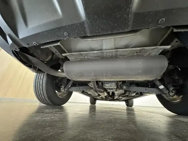 日産 エクストレイル 20X 三重県 2017(平29)年 4.5万km ダイヤモンドブラック ガソリン/フルタイム4WD/フロアCVT/純正 9インチナビ MM517D-W/（iPod/SD/FM/AM/TV/WALKMAN/USB/Bluetooth/CD/DVD/Blu-ray/MUSIC STOCKER/VTR/AUX）/【OP】インテリジェント アラウンドビューモニター（移動物検知機能付）/ビルトイン ETC/安全/・エマージェンシーブレーキ/・LDW（車線逸脱警報）/・フロント&バックソナー/・VDC（ビークルダイナミクスコントロール）/装備/・撥水シート/・【OP】インテリジェントルームミラー（デジタルインナーミラー）/・【OP】LEDヘッドランプ&フロントハロゲンフォグランプ/・【OP】インテリジェントオートライトシステム/・リモコンオートバックドア/・ステアリングスイッチ/・プッシュスタート/・左右独立オートエアコン/・純正18inAW/・取/ナビ取/・インテリジェントキーx2/など