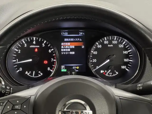日産 エクストレイル 20X 三重県 2017(平29)年 4.5万km ダイヤモンドブラック ガソリン/フルタイム4WD/フロアCVT/純正 9インチナビ MM517D-W/（iPod/SD/FM/AM/TV/WALKMAN/USB/Bluetooth/CD/DVD/Blu-ray/MUSIC STOCKER/VTR/AUX）/【OP】インテリジェント アラウンドビューモニター（移動物検知機能付）/ビルトイン ETC/安全/・エマージェンシーブレーキ/・LDW（車線逸脱警報）/・フロント&バックソナー/・VDC（ビークルダイナミクスコントロール）/装備/・撥水シート/・【OP】インテリジェントルームミラー（デジタルインナーミラー）/・【OP】LEDヘッドランプ&フロントハロゲンフォグランプ/・【OP】インテリジェントオートライトシステム/・リモコンオートバックドア/・ステアリングスイッチ/・プッシュスタート/・左右独立オートエアコン/・純正18inAW/・取/ナビ取/・インテリジェントキーx2/など