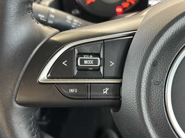 スズキ ジムニー XC 静岡県 2019(令1)年 4.5万km キネティックイエロー/ブラック 社外メモリナビ/・CD/・DVD/・フルセグＴＶ/・Bluetooth/・USB/・iPod/・AM/・FM/主要装備/・ルーフキャリア/・背面スコップ/・衝突軽減/・レーンキープ/・クルコン/・ダウンヒルアシスト/・センターデフロック/・シートヒーターD/N席/・ヒーテッドドアミラー/・ドラレコ前後/・ETC/・LEDヘッドライト/・オートハイビーム/・ヘッドライトウォッシャー/・フォグランプ/・純正フロアマット/・純正アルミホイール
