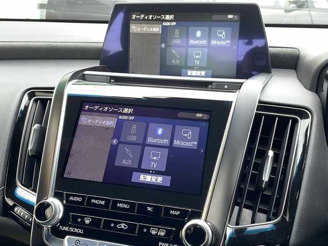 トヨタ クラウン ハイブリッド S Four エレガンススタイル 青森県 2020(令2)年 8.1万km ホワイトパールクリスタルシャイン 4WD/純正SDナビ・フルセグTV/CD・DVD・Bluetooth・SD・USB/OPパノラミックビューモニター/合皮コンビシート/前席パワーシート・ヒーター/ステアリングヒーター/OPセーフティパッケージプラス/インテリジェントパーキングアシスト2/リアカメラディテクション/パーキングサポートブレーキ/セーフティセンス/プリクラッシュセーフティ/レーダークルーズコントロール/レーントレーシングアシスト/オートマチックハイビーム/ブラインドスポットモニター/クリアランスソナー/前後ドライブレコーダー/スマートキー一体式純正エンジンスターター/パドルシフト/AC100V1500W/純正ビルトインETC/LEDヘッドランプ/フォグランプ/純正18インチアルミ