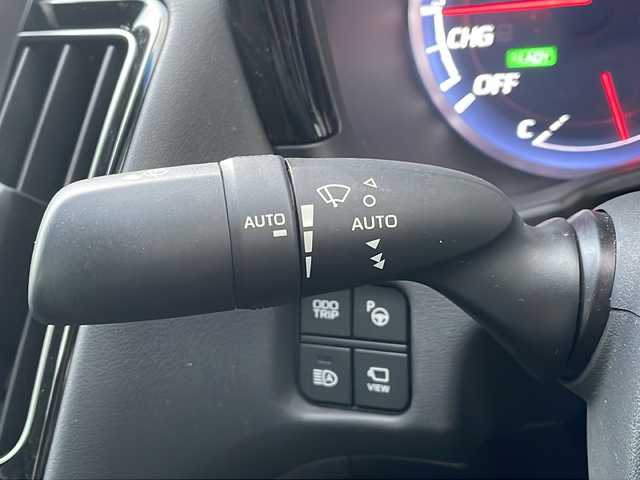 トヨタ クラウン ハイブリッド S Four エレガンススタイル 青森県 2020(令2)年 8.1万km ホワイトパールクリスタルシャイン 4WD/純正SDナビ・フルセグTV/CD・DVD・Bluetooth・SD・USB/OPパノラミックビューモニター/合皮コンビシート/前席パワーシート・ヒーター/ステアリングヒーター/OPセーフティパッケージプラス/インテリジェントパーキングアシスト2/リアカメラディテクション/パーキングサポートブレーキ/セーフティセンス/プリクラッシュセーフティ/レーダークルーズコントロール/レーントレーシングアシスト/オートマチックハイビーム/ブラインドスポットモニター/クリアランスソナー/前後ドライブレコーダー/スマートキー一体式純正エンジンスターター/パドルシフト/AC100V1500W/純正ビルトインETC/LEDヘッドランプ/フォグランプ/純正18インチアルミ