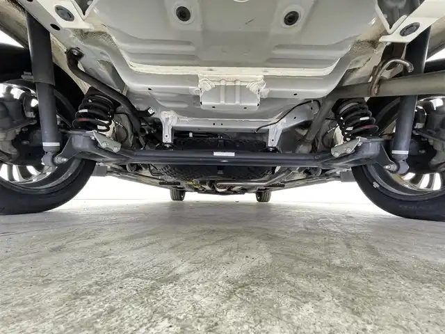 トヨタ ルーミー カスタムG－T 千葉県 2022(令4)年 3.9万km パールホワイトⅢ 禁煙車/スマートアシスト/・先行車発進システム/・車線逸脱警報システム/・レーダークルーズコントロール/・クリアランスソナー/両側電動ドア/純正9インチメモリナビ/・型番：NSZT-Y68T/・CD/DVD/Bluetooth/フルセグTV/・ビルトインETC2.0/・全方位カメラ/革巻きステアリング/・ステアリングスイッチ/DNシートヒーター/電子パーキング/・ブレーキホールド/純正15インチAW/オートライト/・LEDヘッドライト/・LEDフォグランプ