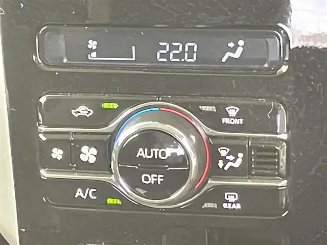 トヨタ ルーミー カスタムG－T 千葉県 2022(令4)年 3.9万km パールホワイトⅢ 禁煙車/スマートアシスト/・先行車発進システム/・車線逸脱警報システム/・レーダークルーズコントロール/・クリアランスソナー/両側電動ドア/純正9インチメモリナビ/・型番：NSZT-Y68T/・CD/DVD/Bluetooth/フルセグTV/・ビルトインETC2.0/・全方位カメラ/革巻きステアリング/・ステアリングスイッチ/DNシートヒーター/電子パーキング/・ブレーキホールド/純正15インチAW/オートライト/・LEDヘッドライト/・LEDフォグランプ