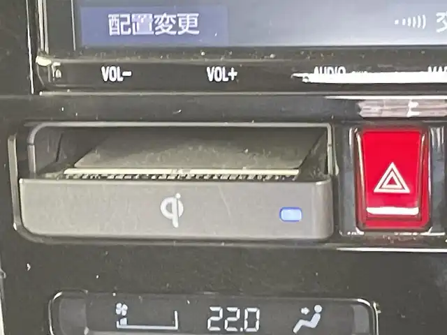 トヨタ ルーミー カスタムG－T 千葉県 2022(令4)年 3.9万km パールホワイトⅢ 禁煙車/スマートアシスト/・先行車発進システム/・車線逸脱警報システム/・レーダークルーズコントロール/・クリアランスソナー/両側電動ドア/純正9インチメモリナビ/・型番：NSZT-Y68T/・CD/DVD/Bluetooth/フルセグTV/・ビルトインETC2.0/・全方位カメラ/革巻きステアリング/・ステアリングスイッチ/DNシートヒーター/電子パーキング/・ブレーキホールド/純正15インチAW/オートライト/・LEDヘッドライト/・LEDフォグランプ