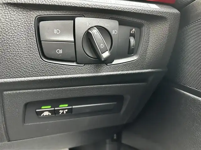 ＢＭＷ １１８ｄ スポーツ 和歌山県 2017(平29)年 12.4万km アルピンホワイトⅢ ワンオーナー/衝突軽減ブレーキ/純正メーカーナビ・CD・DVD・Bluetooth/バックカメラ/クリアランスソナー/LKA/LEDヘッドライト/スマートキー/保証書/取扱説明書