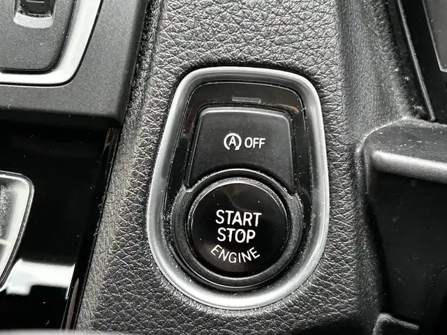 ＢＭＷ １１８ｄ スポーツ 和歌山県 2017(平29)年 12.4万km アルピンホワイトⅢ ワンオーナー/衝突軽減ブレーキ/純正メーカーナビ・CD・DVD・Bluetooth/バックカメラ/クリアランスソナー/LKA/LEDヘッドライト/スマートキー/保証書/取扱説明書