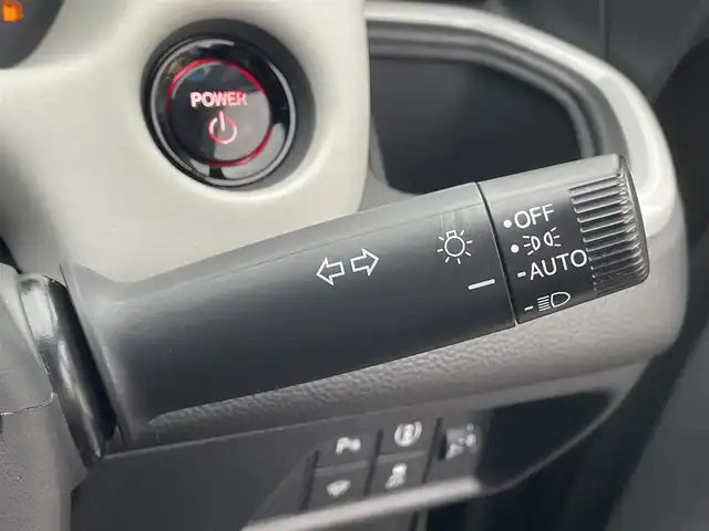 ホンダ フィット e:HEVホーム 滋賀県 2020(令2)年 7万km プレミアムグラマラスブロンズP 純正9インチナビ/【Bluetooth/CD/DVD/フルセグTV/USB】/ハーフレザーシート/ホンダセンシング/・衝突軽減ブレーキ/・誤発進抑制機能/・後方誤発進抑制機能/・近距離衝突軽減ブレーキ/・歩行者事故低減ステアリング/・路外逸脱抑制機能/・渋滞追従機能付アダプティブクルーズコントロール/・車線維持支援システム/・先行車発進お知らせ機能/・標識認識機能/・オートハイビーム/バックカメラ/クリアランスソナー/LEDヘッドライト/ビルトインETC/前方ドライブレコーダー/電動パーキングブレーキ/オートブレーキホールド/純正フロアマット/ドアバイザー/プッシュスタート/スマートキー/ステアリングリモコン