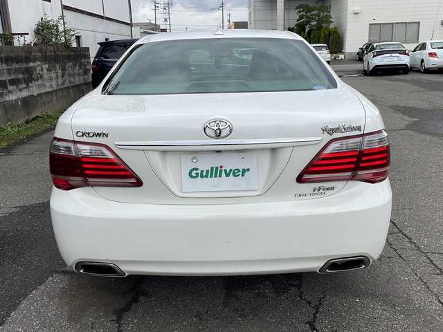 トヨタ クラウン ロイヤル ロイヤルサルーン i－Four 福井県 2010(平22)年 13.7万km ホワイトパールクリスタルシャイン メーカー純正HDDナビゲーション/（CD/DVD）/フルセグテレビ/バックカメラ/クルーズコントロール/前席パワーシート/純正17インチアルミホイール/ETC(ビルトイン)/４WD/HIDヘッドライト/フォグランプ/オートリトラミラー/ステアリングリモコン/プッシュスタート/スマートキー/保証書/取扱説明書