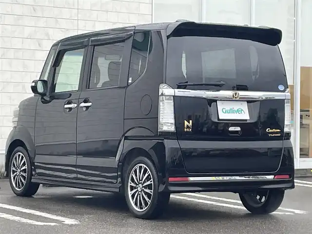 ホンダ Ｎ ＢＯＸ G ターボパッケージ 宮崎県 2013(平25)年 5万km クリスタルブラックパール 〇ターボ/〇社外ナビ/〇フルセグTV/〇バックカメラ/〇フリップダウンモニター/〇両側パワースライドドア/〇ETC/〇キノセンヘッドランプ/〇オートライト/〇クルーズコントロール/〇電動格納ミラー/〇革巻きステアリング/〇パドルシフト/〇オートエアコン/〇純正15インチアルミ/〇プッシュエンジンスタート/スマートキー/〇禁煙車/〇盗難防止装置/〇エアバックW