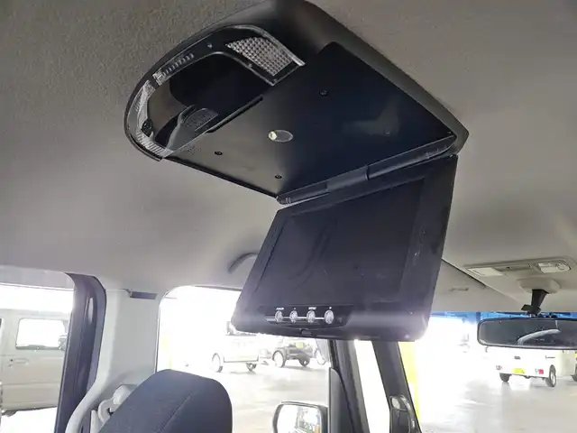 ホンダ Ｎ ＢＯＸ G ターボパッケージ 宮崎県 2013(平25)年 5万km クリスタルブラックパール 〇ターボ/〇社外ナビ/〇フルセグTV/〇バックカメラ/〇フリップダウンモニター/〇両側パワースライドドア/〇ETC/〇キノセンヘッドランプ/〇オートライト/〇クルーズコントロール/〇電動格納ミラー/〇革巻きステアリング/〇パドルシフト/〇オートエアコン/〇純正15インチアルミ/〇プッシュエンジンスタート/スマートキー/〇禁煙車