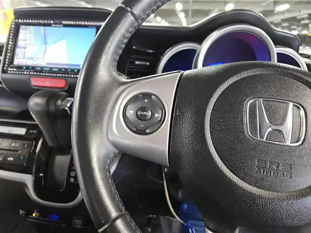 ホンダ Ｎ ＢＯＸ G ターボパッケージ 宮崎県 2013(平25)年 5万km クリスタルブラックパール 〇ターボ/〇社外ナビ/〇フルセグTV/〇バックカメラ/〇フリップダウンモニター/〇両側パワースライドドア/〇ETC/〇キノセンヘッドランプ/〇オートライト/〇クルーズコントロール/〇電動格納ミラー/〇革巻きステアリング/〇パドルシフト/〇オートエアコン/〇純正15インチアルミ/〇プッシュエンジンスタート/スマートキー/〇禁煙車