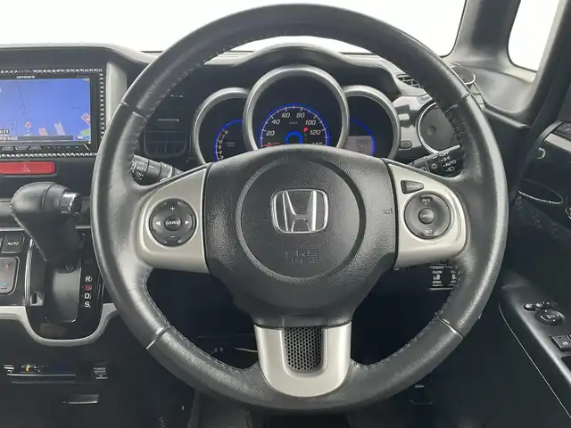 ホンダ Ｎ ＢＯＸ G ターボパッケージ 宮崎県 2013(平25)年 5万km クリスタルブラックパール 〇ターボ/〇社外ナビ/〇フルセグTV/〇バックカメラ/〇フリップダウンモニター/〇両側パワースライドドア/〇ETC/〇キノセンヘッドランプ/〇オートライト/〇クルーズコントロール/〇電動格納ミラー/〇革巻きステアリング/〇パドルシフト/〇オートエアコン/〇純正15インチアルミ/〇プッシュエンジンスタート/スマートキー/〇禁煙車/〇盗難防止装置/〇エアバックW