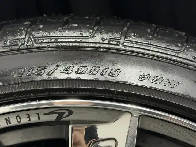 トヨタ プリウス S 大阪府 2016(平28)年 6.7万km ホワイトパールクリスタルシャイン エアロ weds18incAW 純正9incナビTV バックカメラ スマートキー プッシュスタート オートライト オートエアコン ドライブレコーダー ETC