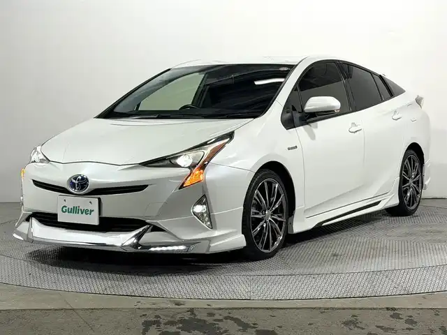 トヨタ プリウス S 大阪府 2016(平28)年 6.7万km ホワイトパールクリスタルシャイン エアロ weds18incAW 純正9incナビTV バックカメラ スマートキー プッシュスタート オートライト オートエアコン ドライブレコーダー ETC