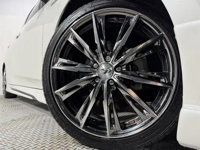 トヨタ プリウス S 大阪府 2016(平28)年 6.7万km ホワイトパールクリスタルシャイン エアロ weds18incAW 純正9incナビTV バックカメラ スマートキー プッシュスタート オートライト オートエアコン ドライブレコーダー ETC