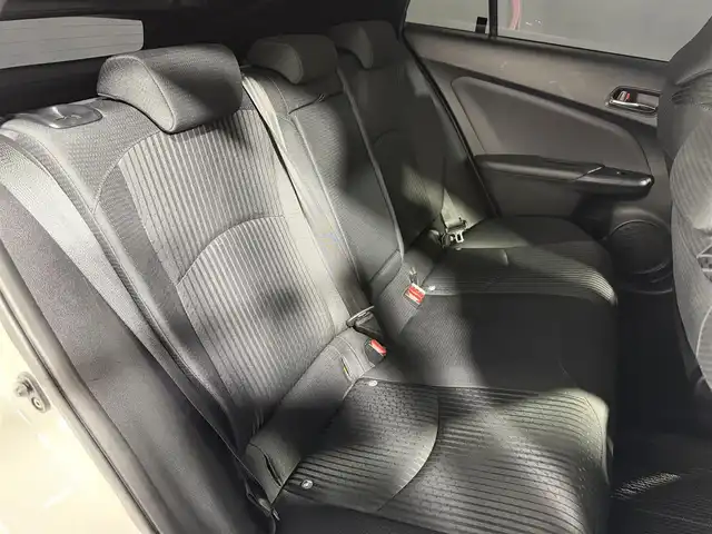 トヨタ プリウス S 大阪府 2016(平28)年 6.7万km ホワイトパールクリスタルシャイン エアロ weds18incAW 純正9incナビTV バックカメラ スマートキー プッシュスタート オートライト オートエアコン ドライブレコーダー ETC