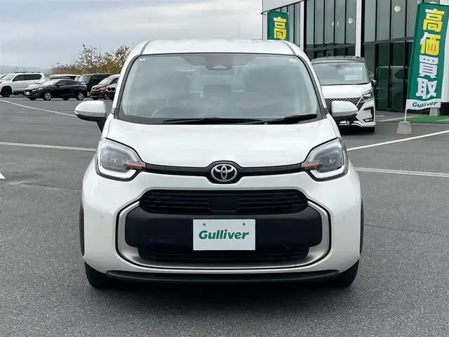 トヨタ シエンタ ハイブリッド Z 奈良県 2023(令5)年 3.2万km ホワイトパールクリスタルシャイン １０．５インチ純正ナビ　/フルセグテレビ　/ｂｌｕｅｔｏｏｔｈ　/バックカメラ　/ミラキャスト/ビルトインＥＴＣ　/社外前後ミラー型ドライブレコーダー　/両側パワースライドドア　/純正フロアマット/純正アルミホイール　/トヨタセーフティセンス/ブラインドスポットモニター/1500W/EVMODE/ドライブMODE