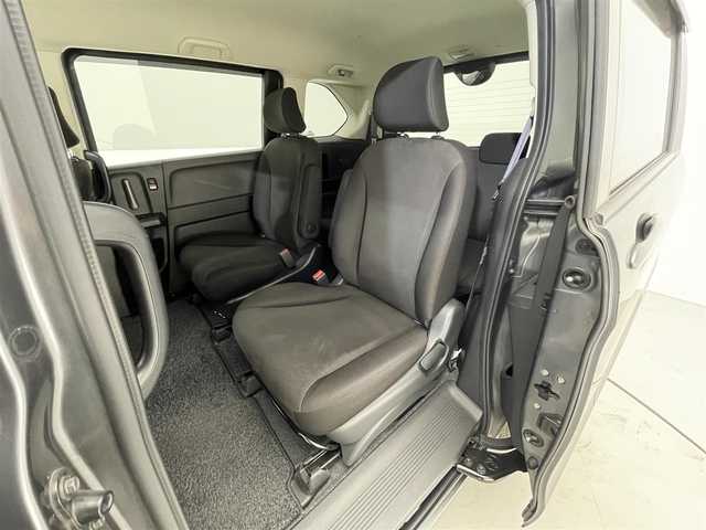 ホンダ フリード G ハイウェイエディション 滋賀県 2010(平22)年 5.6万km ポリッシュドメタルメタリック 社外ナビ/(CD/DVD/フルセグ/USB)/片側パワースライドドア/ETC/オートライト/LEDヘッドライト/電動格納ミラー/純正フロアマット/スペアキー