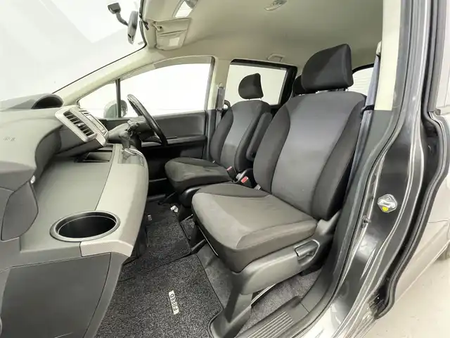 ホンダ フリード G ハイウェイエディション 滋賀県 2010(平22)年 5.6万km ポリッシュドメタルメタリック 社外ナビ/(CD/DVD/フルセグ/USB)/片側パワースライドドア/ETC/オートライト/LEDヘッドライト/電動格納ミラー/純正フロアマット/スペアキー