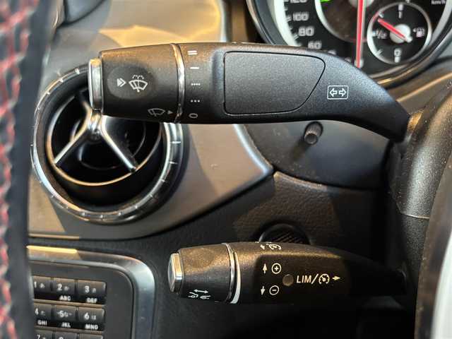 メルセデス・ベンツ ＣＬＡ４５ 4マチック 宮城県 2014(平26)年 5.8万km コスモスブラック レーダーセーフティパッケージ/COMANDシステムHDDナビゲーションシステム/フルセグTV/バックカメラ/ブラックレザーシート/シートヒーター /パワーシート /キセノンヘッドライト/オートライト/18インチAW/ETC車載器
