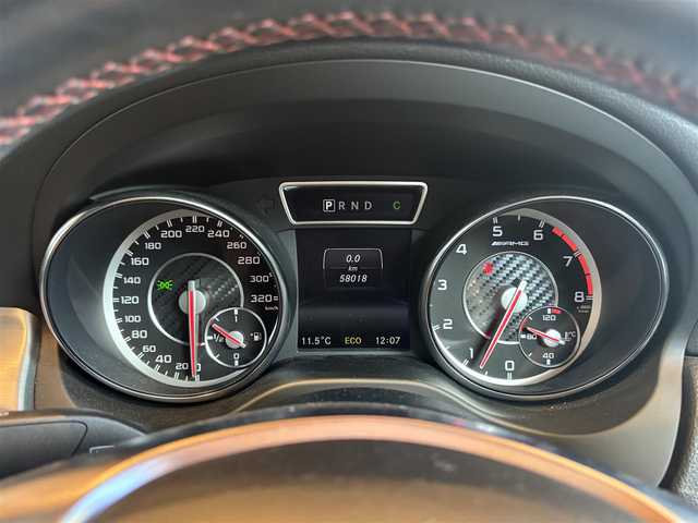 メルセデス・ベンツ ＣＬＡ４５ 4マチック 宮城県 2014(平26)年 5.8万km コスモスブラック レーダーセーフティパッケージ/COMANDシステムHDDナビゲーションシステム/フルセグTV/バックカメラ/ブラックレザーシート/シートヒーター /パワーシート /キセノンヘッドライト/オートライト/18インチAW/ETC車載器