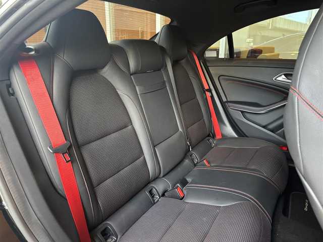 メルセデス・ベンツ ＣＬＡ４５ 4マチック 宮城県 2014(平26)年 5.8万km コスモスブラック レーダーセーフティパッケージ/COMANDシステムHDDナビゲーションシステム/フルセグTV/バックカメラ/ブラックレザーシート/シートヒーター /パワーシート /キセノンヘッドライト/オートライト/18インチAW/ETC車載器