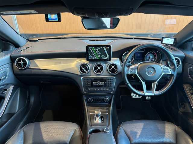 メルセデス・ベンツ ＣＬＡ４５ 4マチック 宮城県 2014(平26)年 5.8万km コスモスブラック レーダーセーフティパッケージ/COMANDシステムHDDナビゲーションシステム/フルセグTV/バックカメラ/ブラックレザーシート/シートヒーター /パワーシート /キセノンヘッドライト/オートライト/18インチAW/ETC車載器