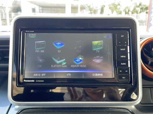 スズキ スペーシア ギア HYBRID XZ 沖縄県 2019(平31)年 7.1万km ピュアホワイトP ナビ（CN-RE05WD）/フルセグTV、bluetooth、CD/DVD/バックカメラ/両側パワースライドドア/ETC/クリアランスソナー/前席シートヒーター/アイドリングストップ