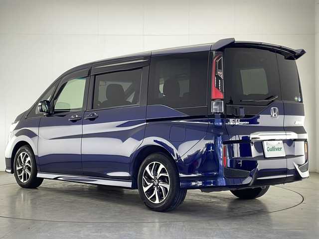ホンダ ステップワゴン スパーダ ホンダセンシング 宮崎県 2017(平29)年 7.3万km オブシダンブルーパール 禁煙車/ホンダセンシング/純正ナビTV/（VXM-185VFi/CD/DVD/Bluetooth/フルセグTV)/純正11型リアフリップダウンモニター/（VM-155EN）/純正バックカメラ/純正ビルトインETC/純正LEDオートライト/純正LEDフォグ/純正16インチアルミ/純正エアロ/純正ルーフエンドスポイラー/純正フロアマット/両側電動スライドドア/レーンディパーチャーアラート/アダプティブクルーズコントロール/パドルシフト/本革巻ハンドル/デュアルオートエアコン/ウインカードアミラー/スマートキー/プッシュエンジンスタート/スペアキー/新車時保証書/取扱い説明書