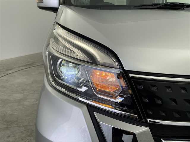 日産 デイズ ルークス ハイウェイスター Gターボ 群馬県 2019(令1)年 1.6万km スターリングシルバーM 純正７インチナビ　アラウンドビューモニター　エマージェンシーブレーキ　車線逸脱警報　両側パワースライドドア　クルーズコントロール　ステアリングスイッチ　ドライブレコーダー　ＥＴＣ２．０　ＬＥＤ　禁煙車