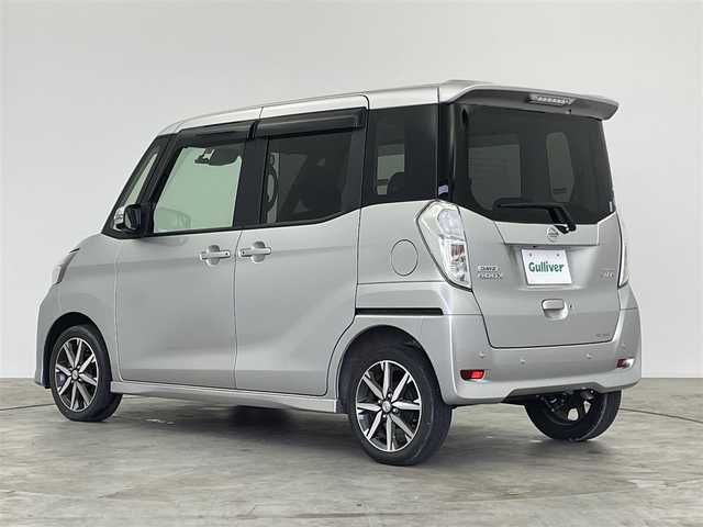 日産 デイズ ルークス ハイウェイスター Gターボ 群馬県 2019(令1)年 1.6万km スターリングシルバーM 純正７インチナビ　アラウンドビューモニター　エマージェンシーブレーキ　車線逸脱警報　両側パワースライドドア　クルーズコントロール　ステアリングスイッチ　ドライブレコーダー　ＥＴＣ２．０　ＬＥＤ　禁煙車