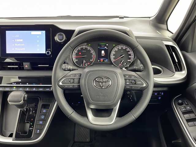 トヨタ ノア S－G 新潟県 2022(令4)年 0.2万km ホワイトパールクリスタルシャイン トヨタセーフティセンス/純正ナビ/Bluetooth/バックカメラ/両側パワースライドドア/レーダークルーズコントロール/LEDオートライト/純正16インチアルミホイール/LDA/前後ドラレコ/ウィンカーミラー/電格ミラー/スマートキー/ビルトインETX2.0