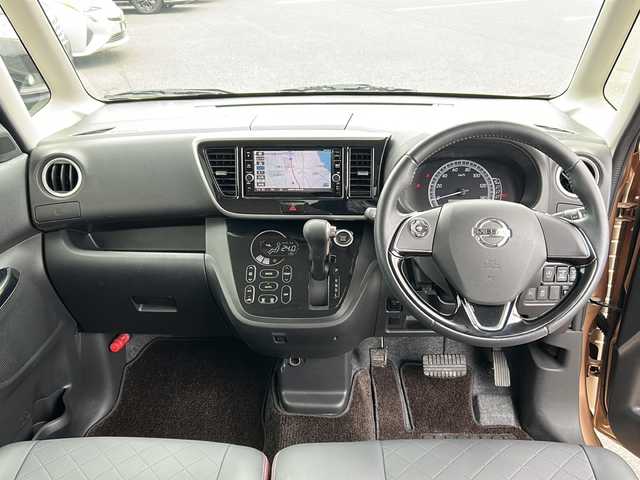 日産 デイズ ルークス ボレロ 岐阜県 2020(令2)年 0.5万km ピンクゴールドM 純正ＳＤナビ　/ＥＴＣ　/バックカメラ　/ドライブレコーダー　/衝突軽減システム　/横滑り防止装置　/前後コーナーセンサー　/アイドリングスイッチ　/ＬＥＤヘッドライト　/両側パワースライド　/レザーシート　/スマートキー/プッシュスタート/スペアキー/オーテック14インチアルミホイール/純正フロアマット/ワンオーナー