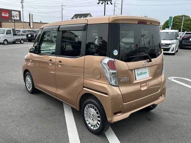 日産 デイズ ルークス ボレロ 岐阜県 2020(令2)年 0.5万km ピンクゴールドM 純正ＳＤナビ　/ＥＴＣ　/バックカメラ　/ドライブレコーダー　/衝突軽減システム　/横滑り防止装置　/前後コーナーセンサー　/アイドリングスイッチ　/ＬＥＤヘッドライト　/両側パワースライド　/レザーシート　/スマートキー/プッシュスタート/スペアキー/オーテック14インチアルミホイール/純正フロアマット/ワンオーナー