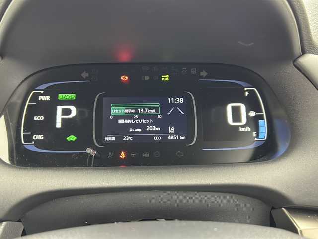 トヨタ アクア Z 三重県 2021(令3)年 0.5万km クリアベージュメタリック 禁煙車/パノラミックビューモニター/パーキングアシスト/BSM/RCTA/HUD/トヨタセーフティセンス/・プリクラッシュセーフティ/・オートマチックハイビーム/・レーンディパーチャーアラート/・ロードサインアシスト/・先行車発進告知/・レーダークルーズコントロール/クリアランスソナー/純正10.5インチディスプレイオーディオ/・ナビ機能/・フルセグ/・CD/DVD/・Bluetooth/・スマートフォン連携/LEDヘッドライト/フォグランプ/オートライト/革巻きステアリング/ステアリングスイッチ/電動格納ウィンカーミラー/オートエアコン/AC100V1500W電源/前後ドライブレコーダー/スマートキー/プッシュスタート/スペアキー/純正フロアマット/ドアバイザー/ETC